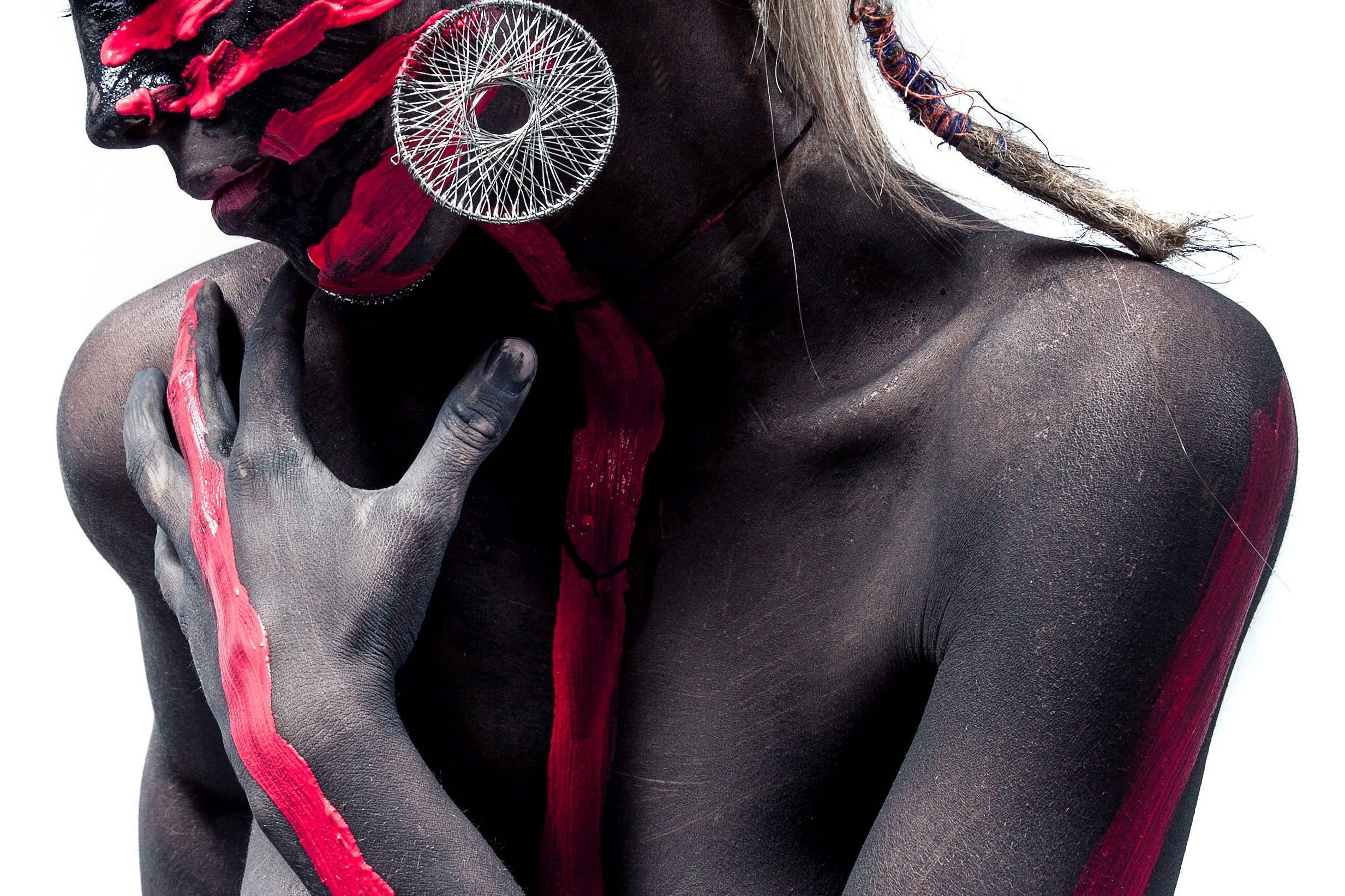 woman-438434.jpg